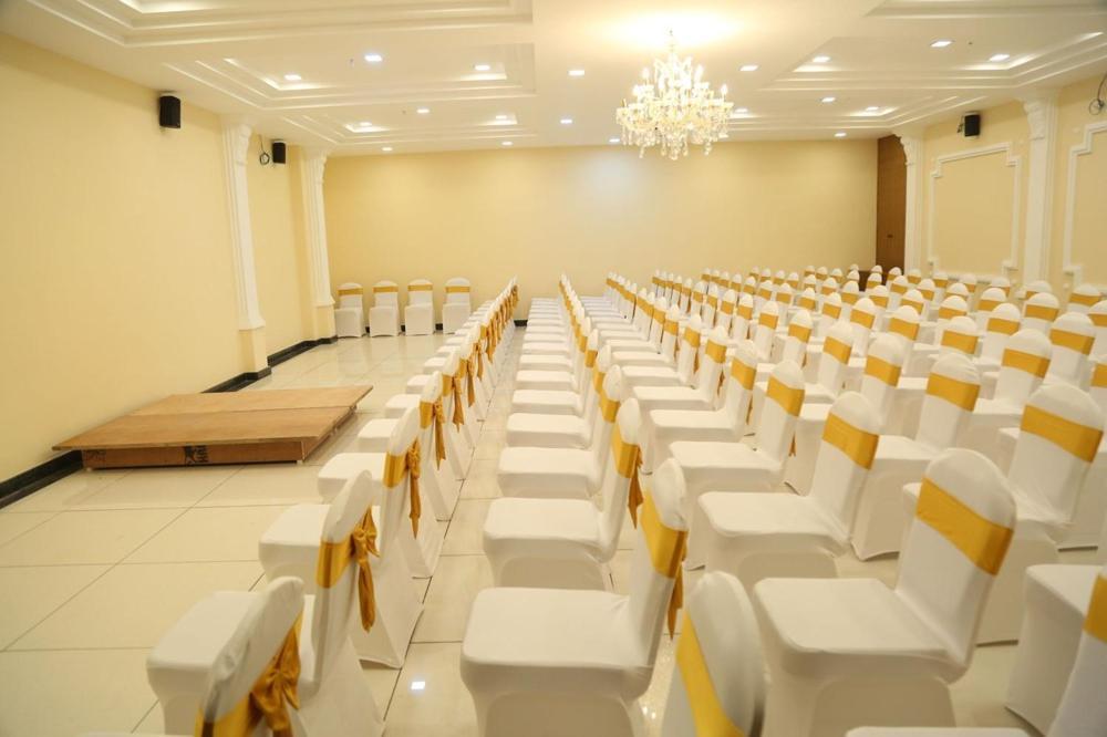 Kingsburyfiesta Hotel Vellore Bagian luar foto